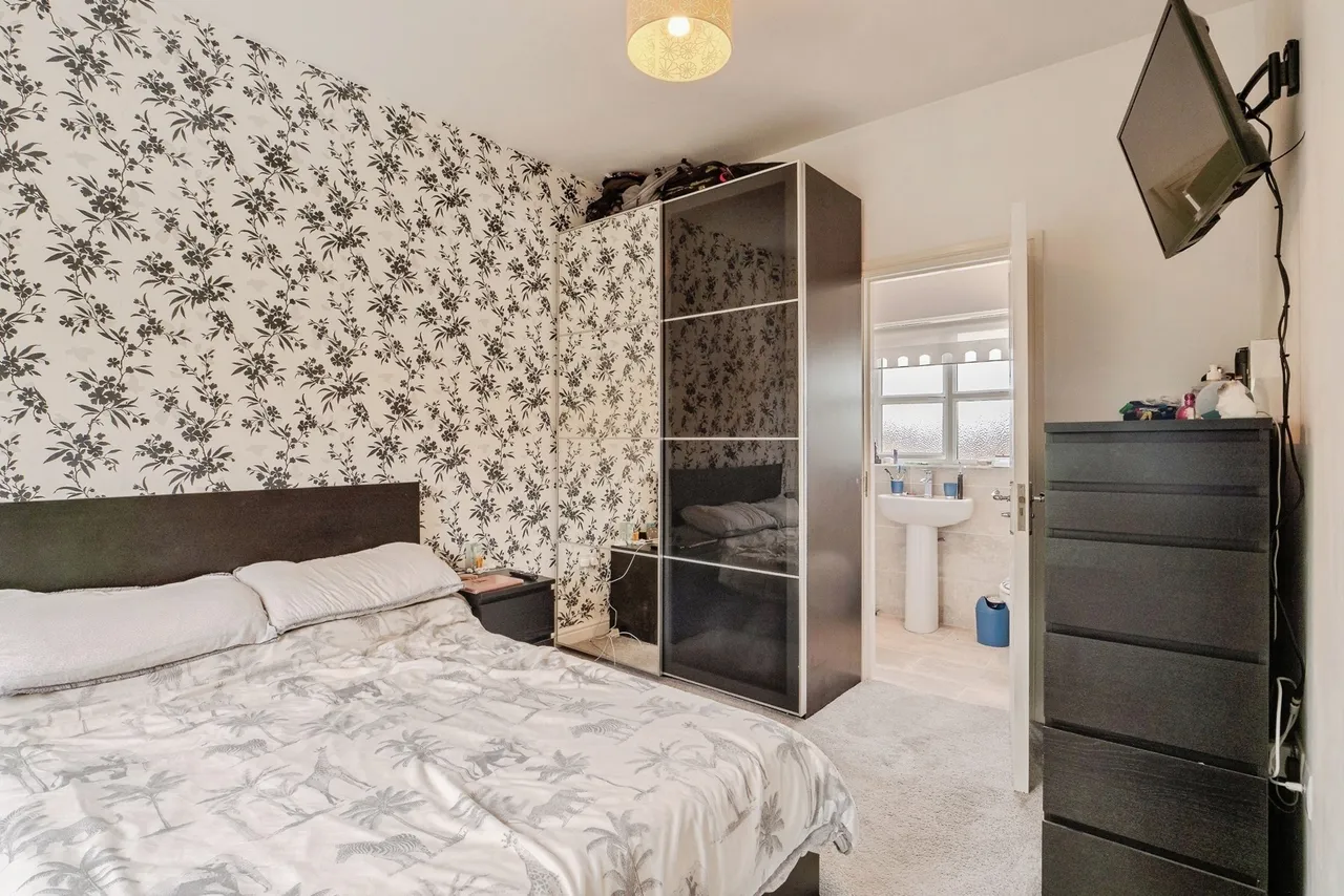 Lowes Drive, Tamworth, Staffordshire, B77, photo 18