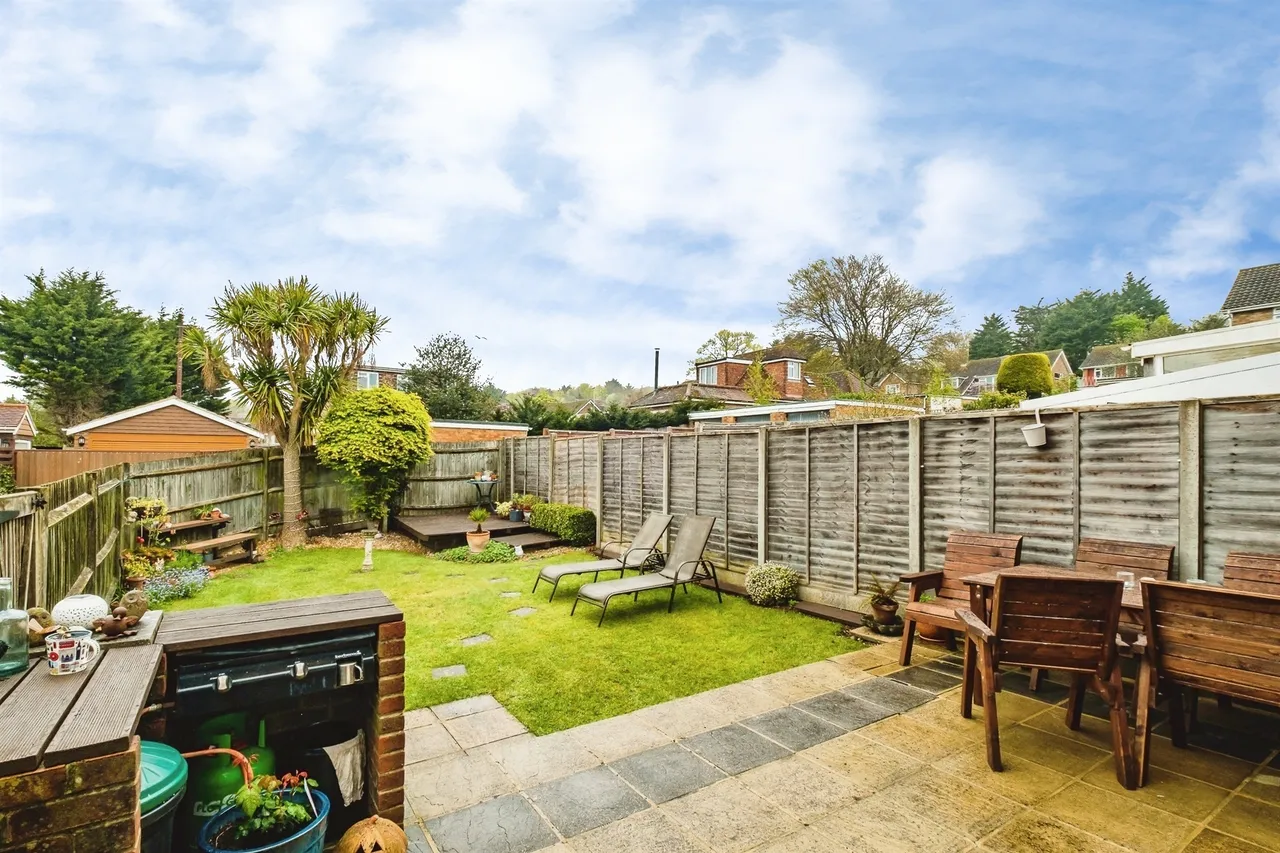 Hurston Close, Worthing, BN14, photo 15