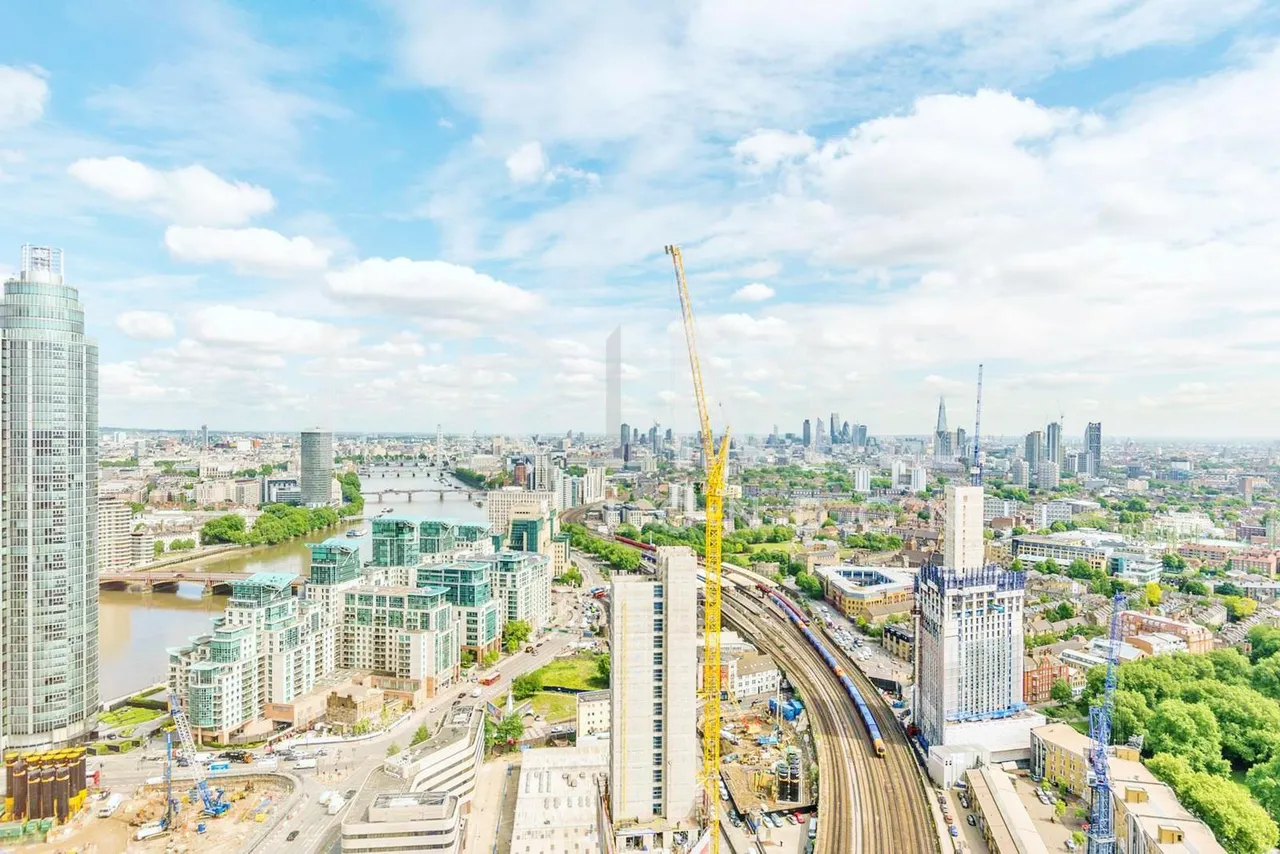 Wandsworth Road, Nine Elms, SW8, photo 9