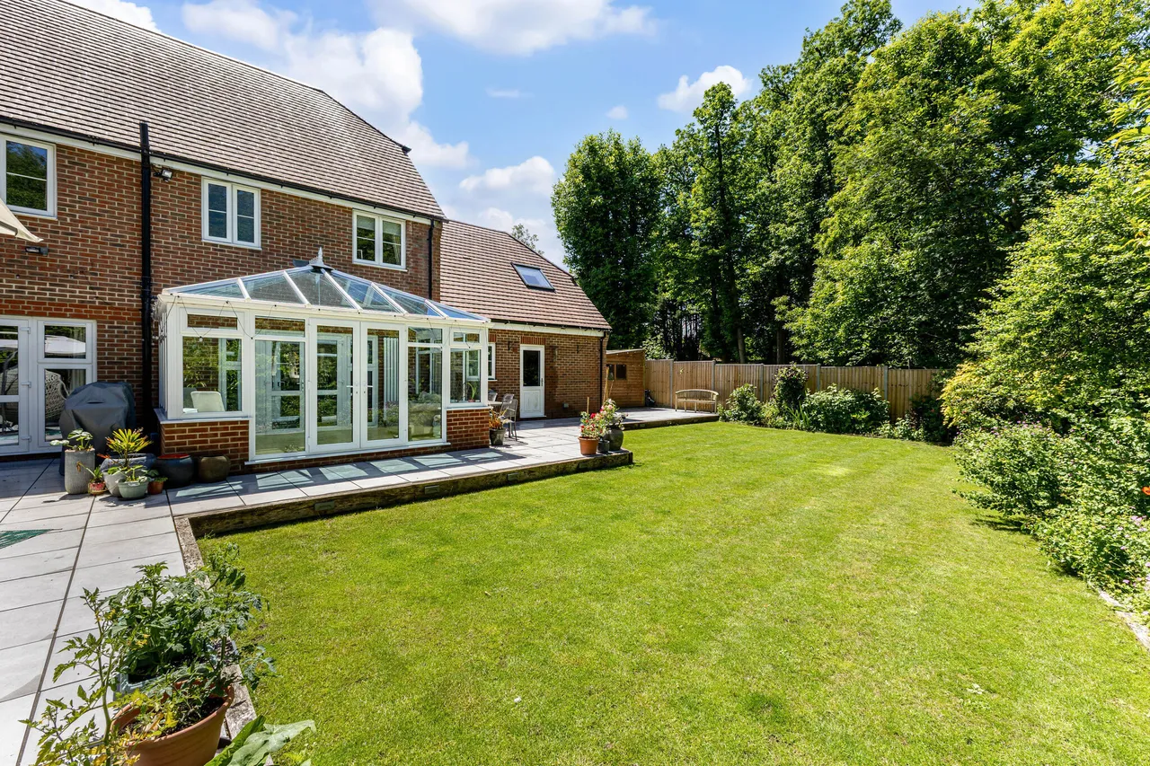 Handyside Place, Four Marks, GU34, photo 8