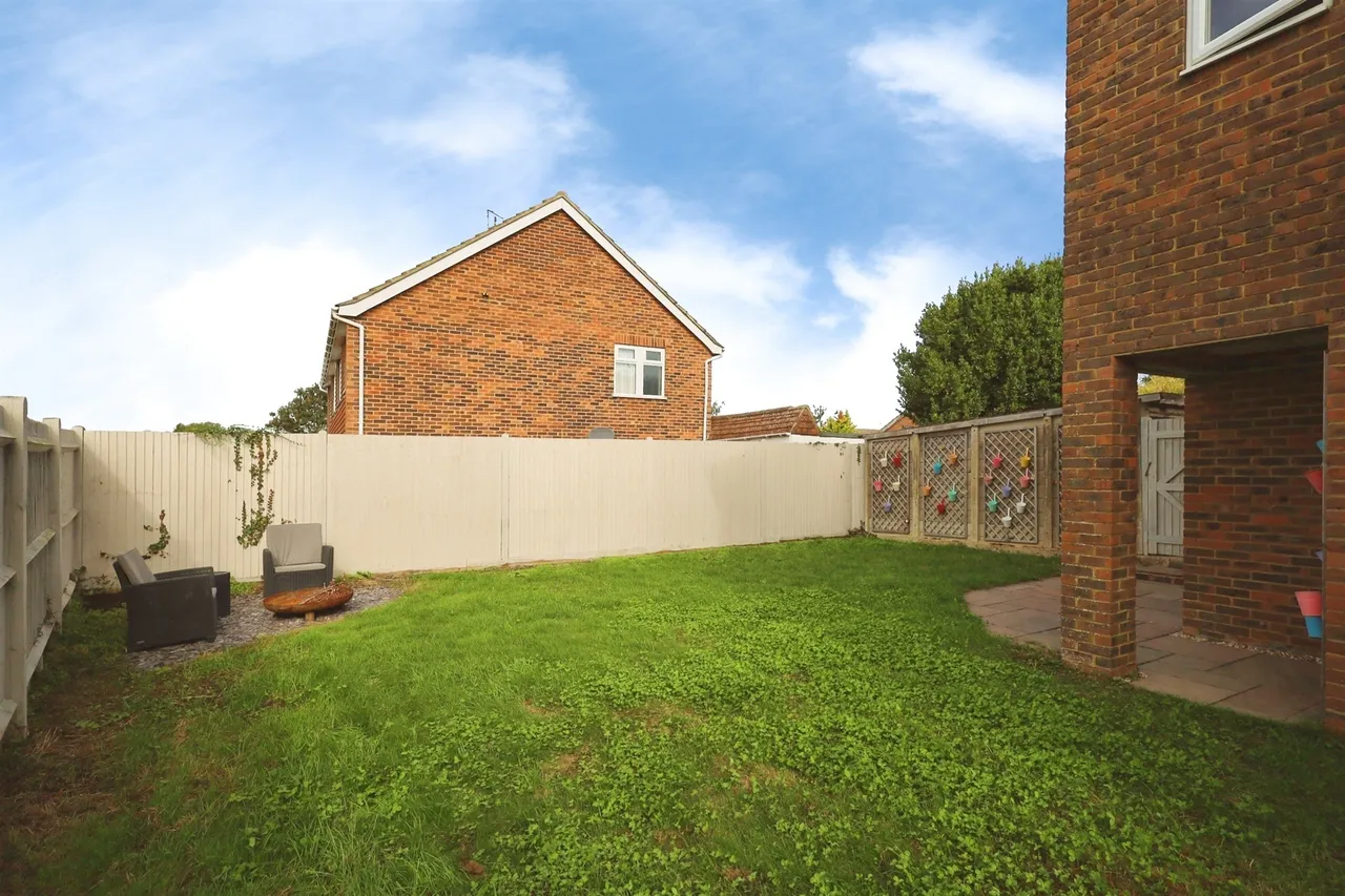 Sussex Avenue, Hailsham, BN27, photo 15