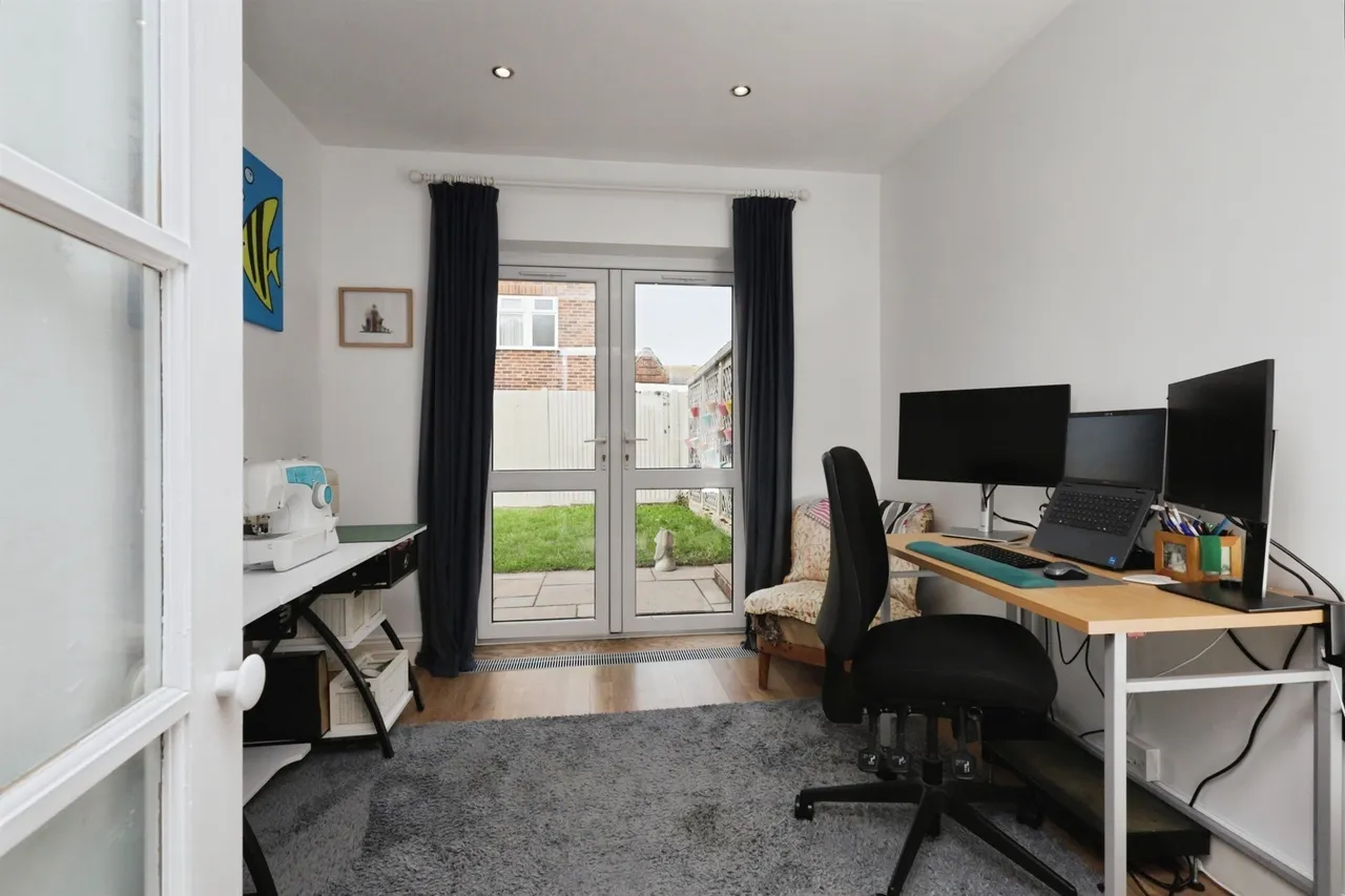 Sussex Avenue, Hailsham, BN27, photo 8