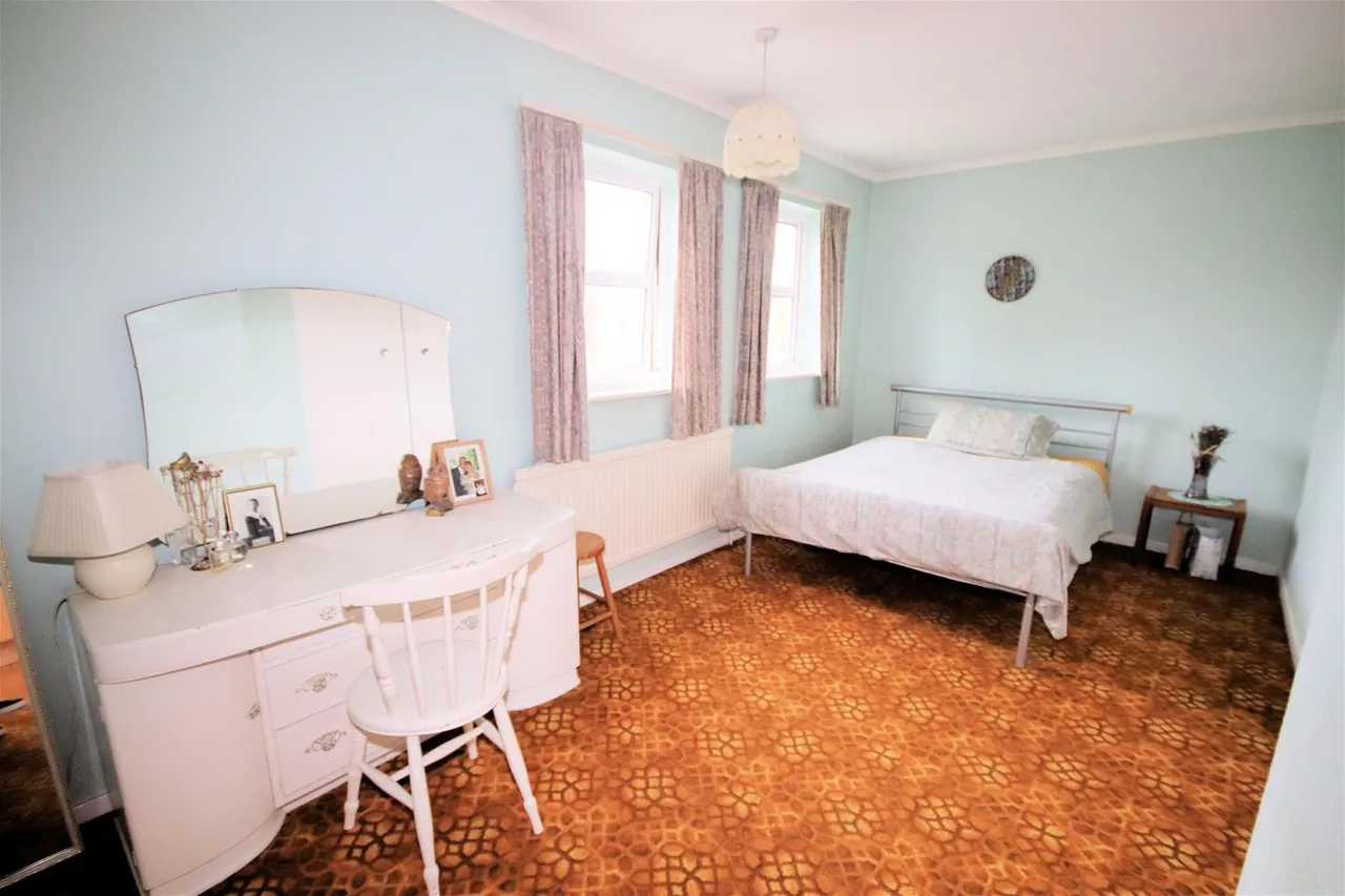 St. Georges Close, Toddington, LU5, photo 5