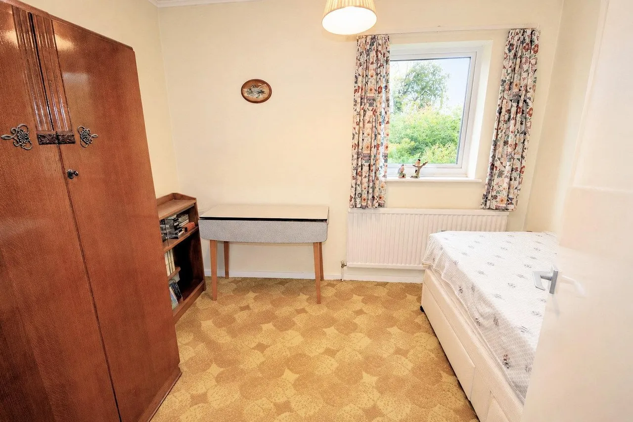 St. Georges Close, Toddington, LU5, photo 17