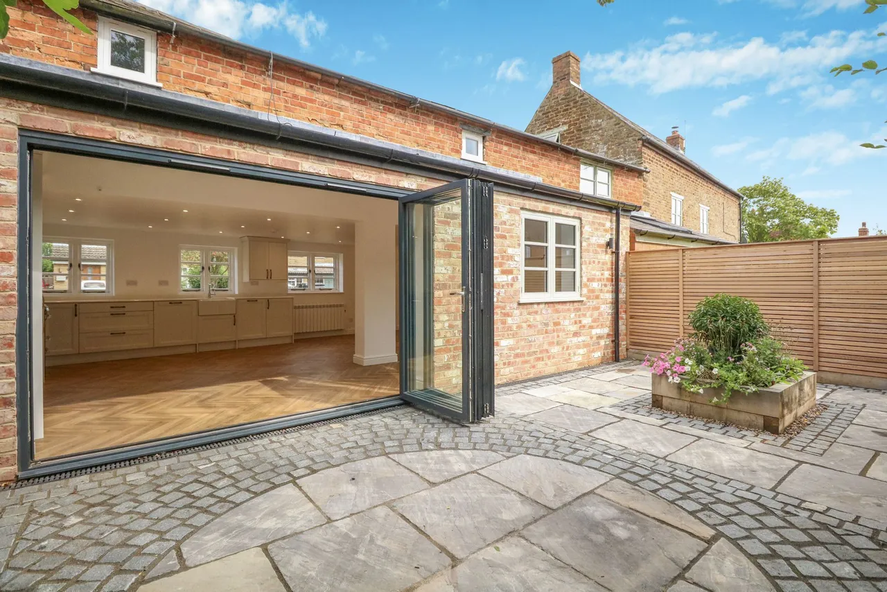 Hill View, Eydon, NN11, photo 8
