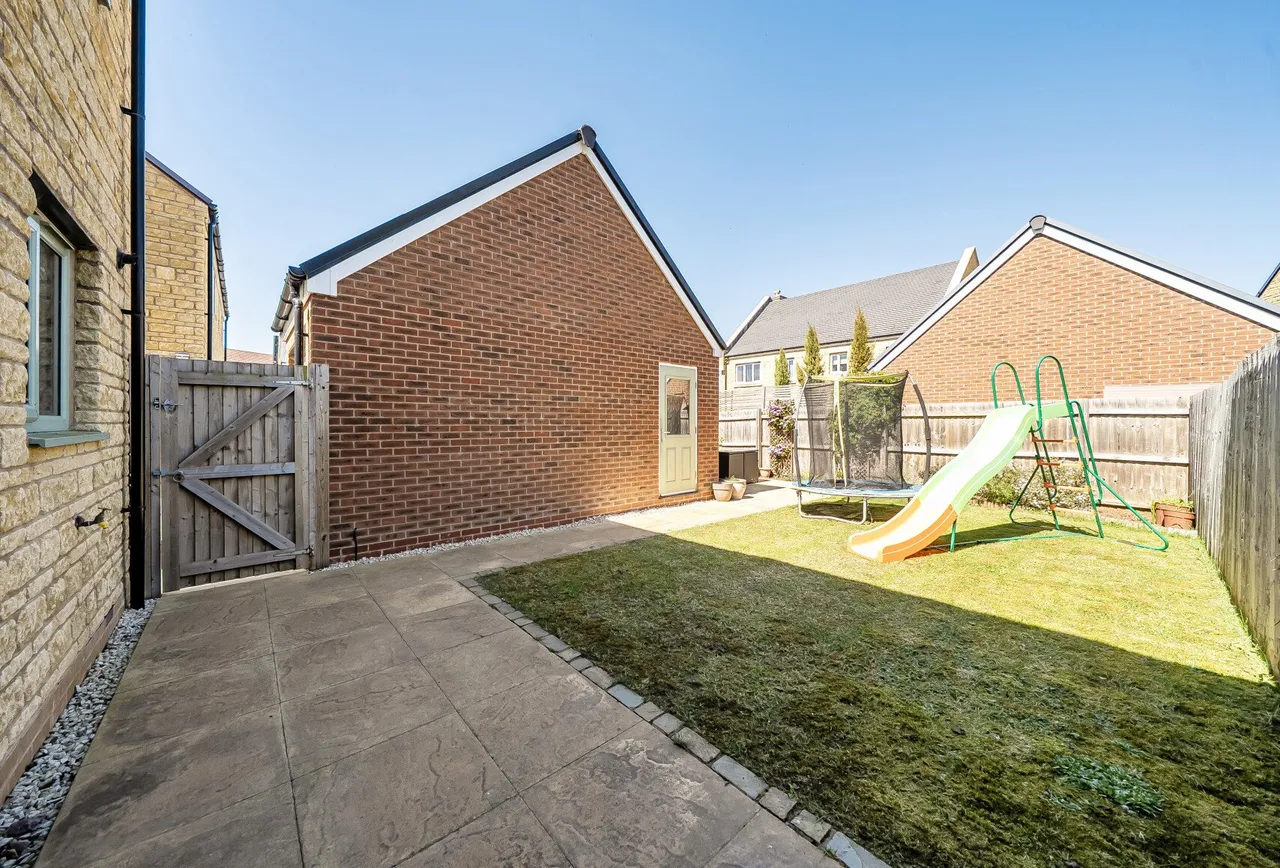 Castle Close, Gloucestershire, Gotherington, GL52 9EE, photo 14