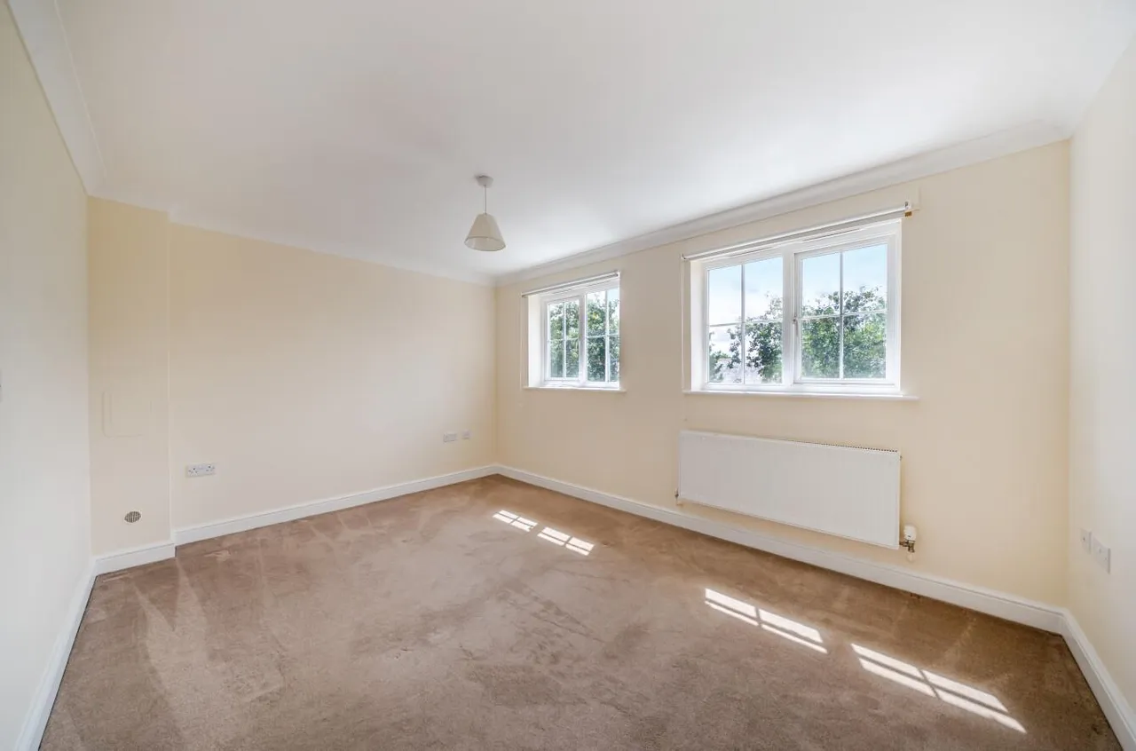 Margery Holroyd Rise, Malmesbury, SN16, photo 9