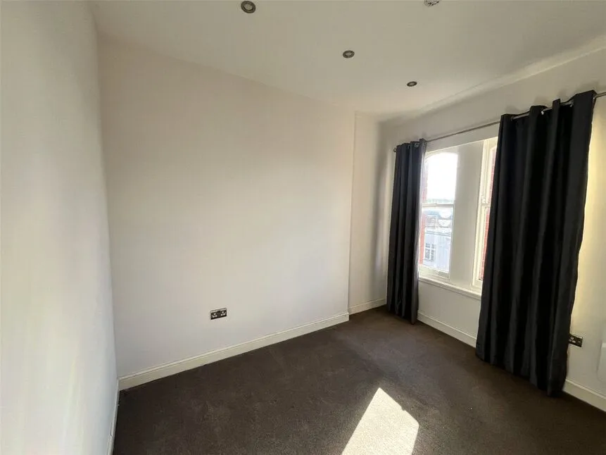 Market Place, Nuneaton, Warwickshire, CV11, photo 4