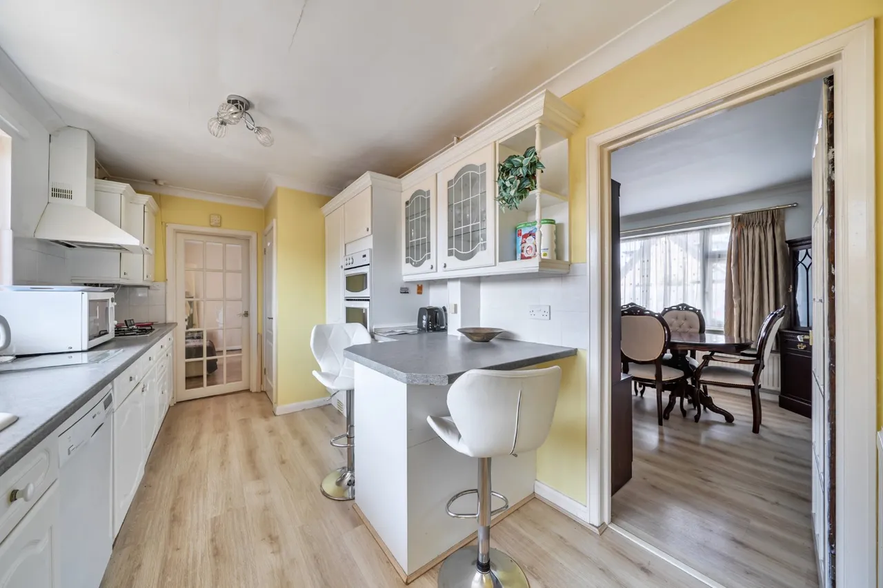 Laurel Grove, West Winch, PE33, photo 4