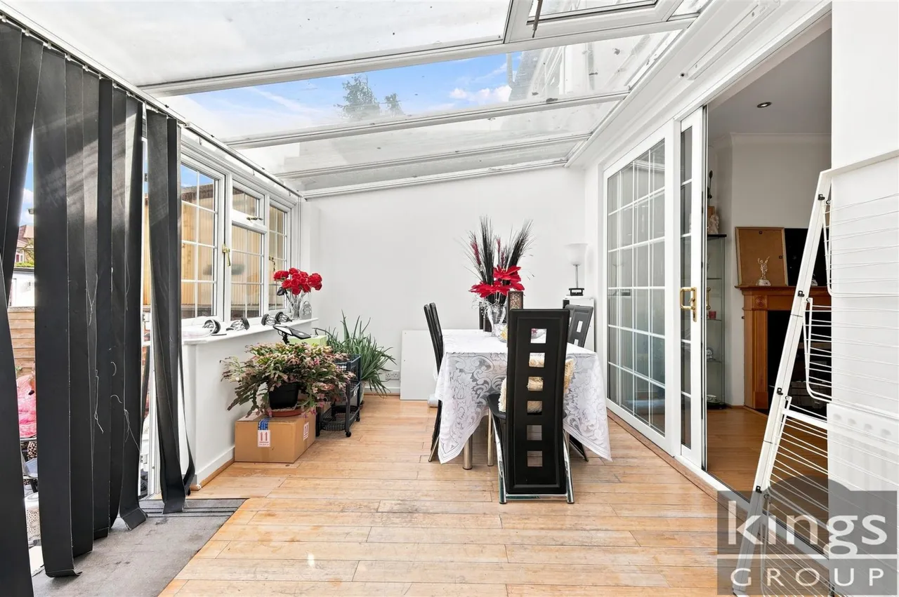 Westmoor Gardens, Enfield, photo 10