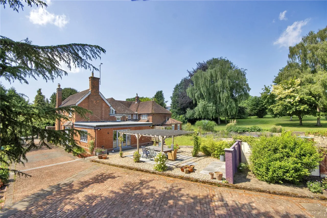 Redwall Lane, Hunton, ME15, photo 13