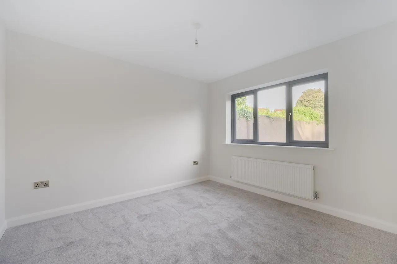 Bryansford Meadow, bangor west, BT20, photo 15