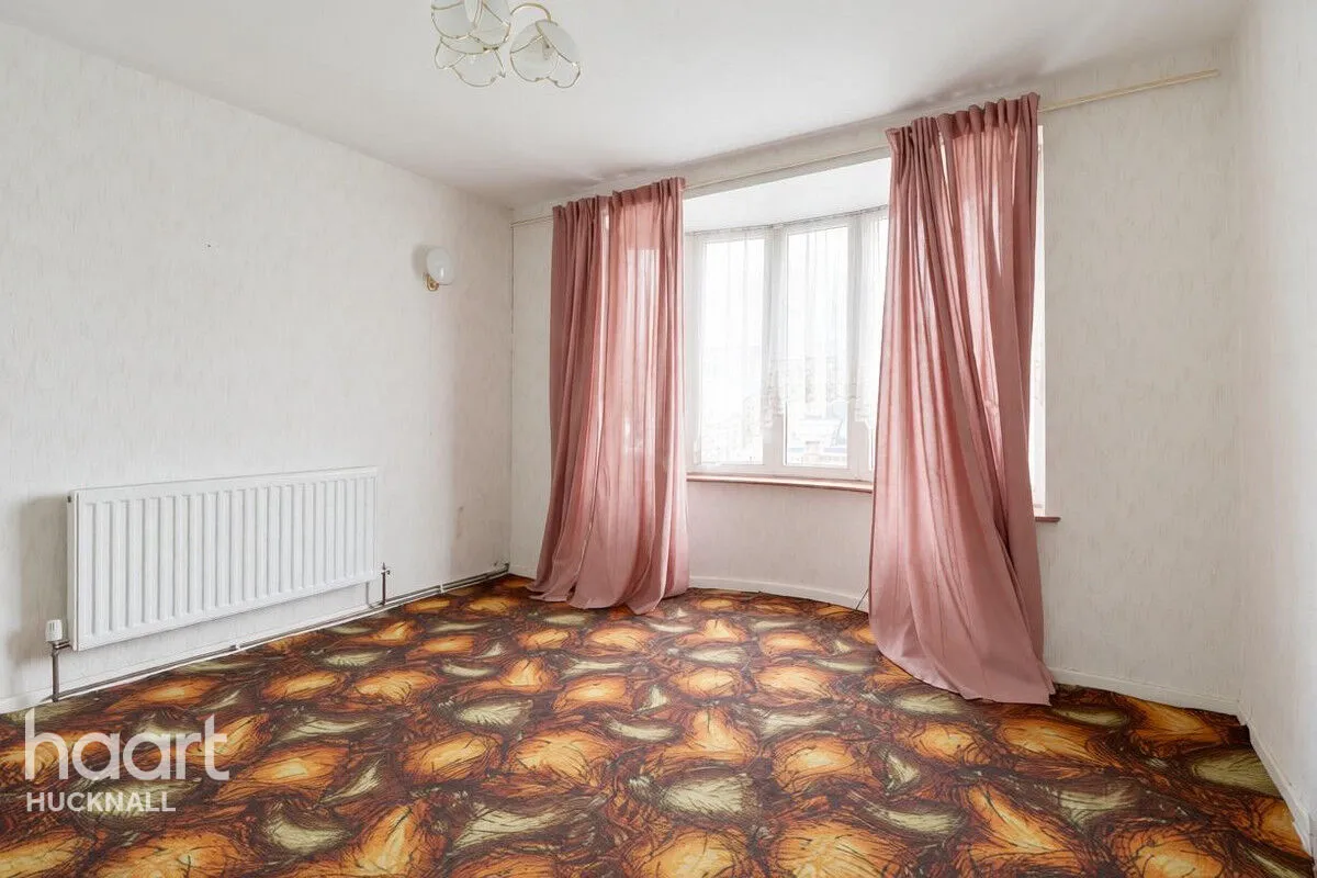 Broxtowe Drive, Nottingham, NG15, photo 5
