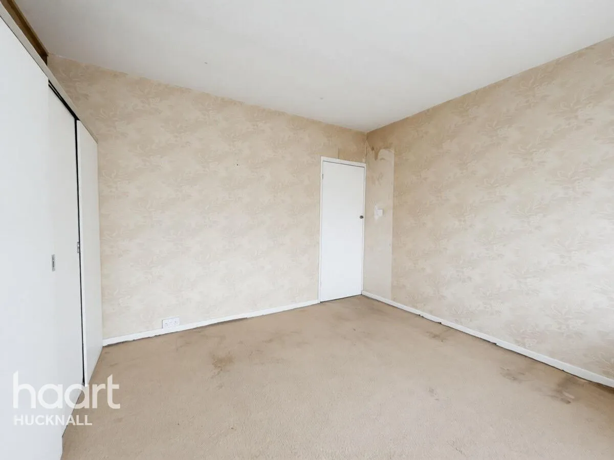 Broxtowe Drive, Nottingham, NG15, photo 8