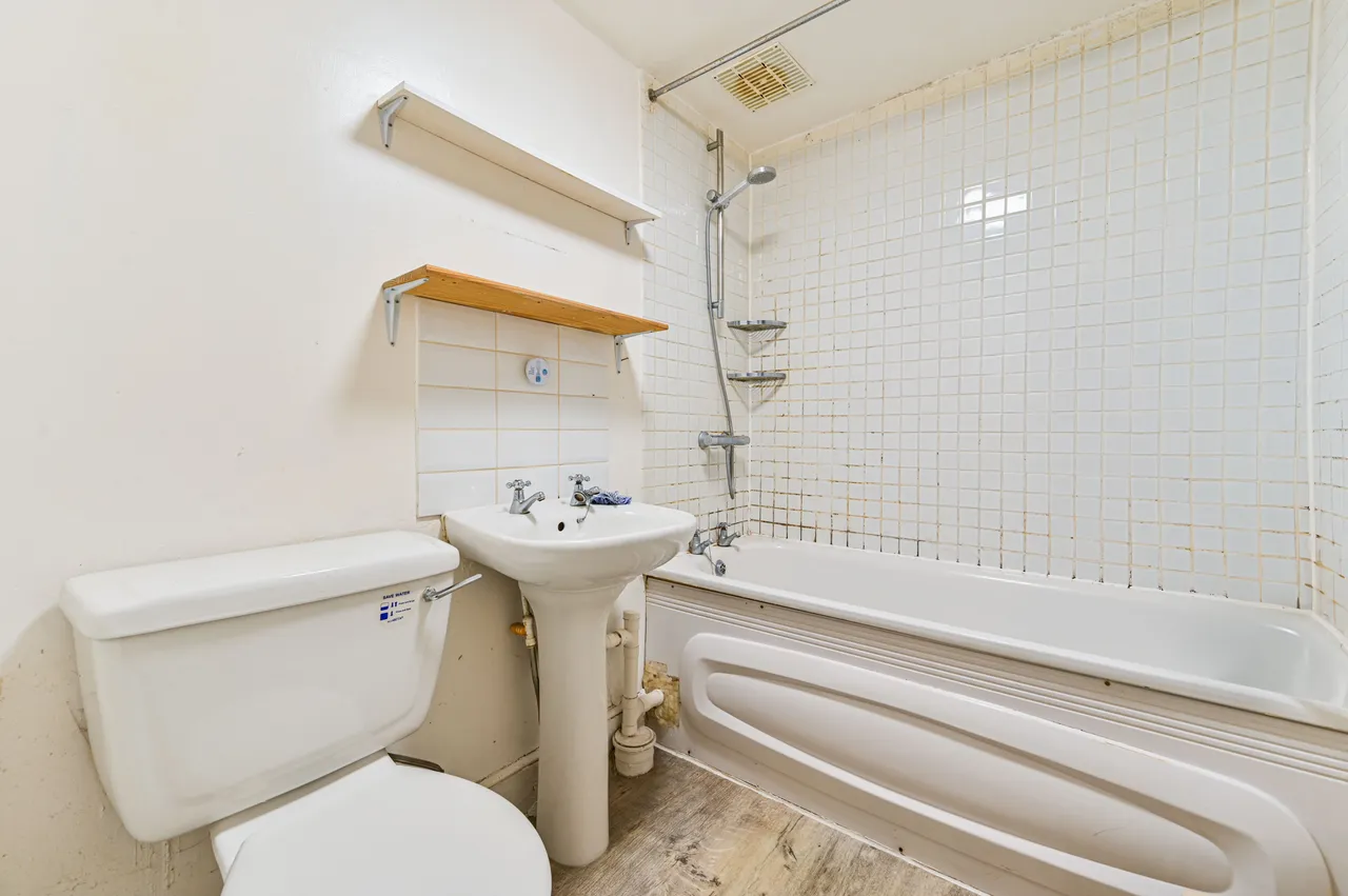 London, SW16, photo 6