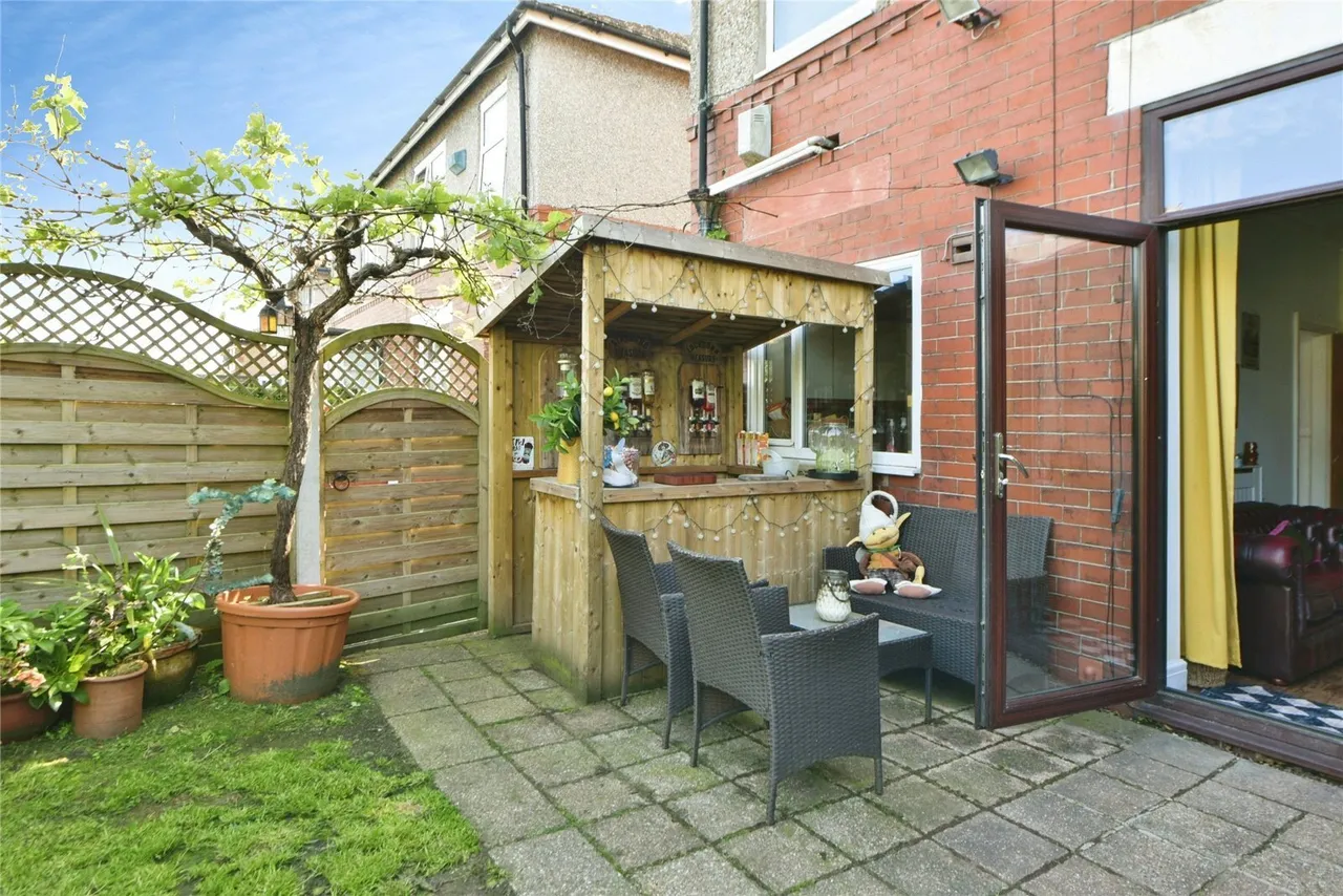 Hillcrest Road, Blackburn, Lancashire, BB2, photo 11