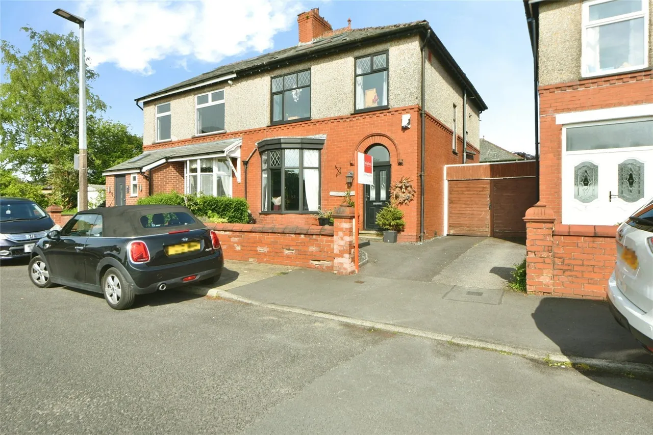 3 bed house for sale — Hillcrest Road, Blackburn, Lancashire, BB2