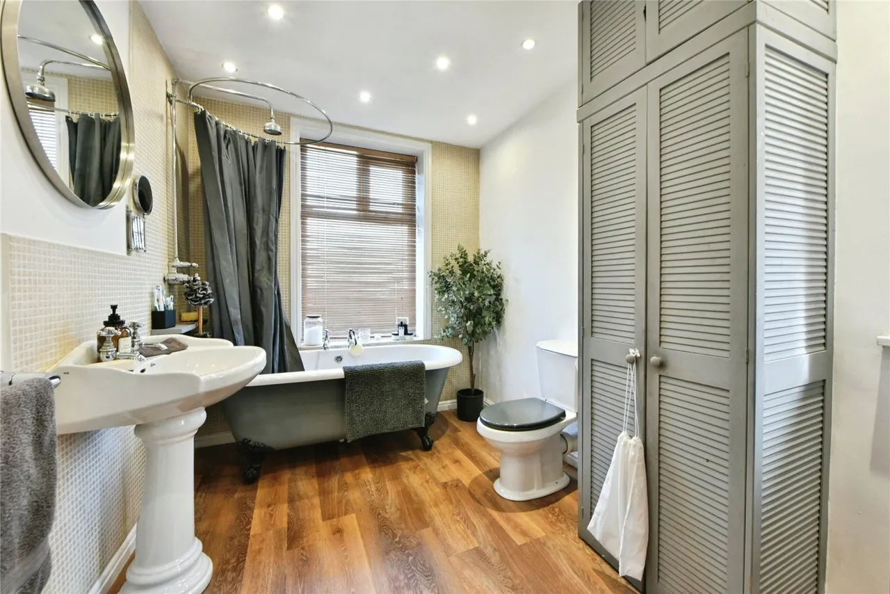 Hillcrest Road, Blackburn, Lancashire, BB2, photo 19