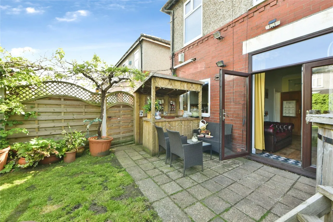 Hillcrest Road, Blackburn, Lancashire, BB2, photo 12
