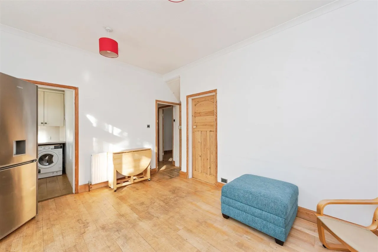 Wellington Gardens, Twickenam, photo 14