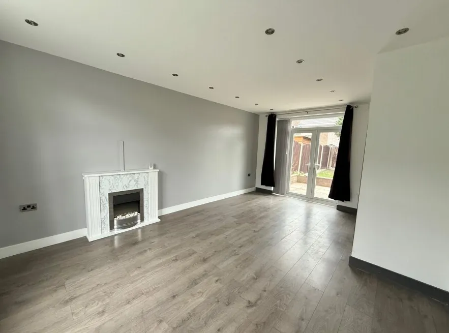 Stretton Way, Handforth, Wilmslow, photo 3