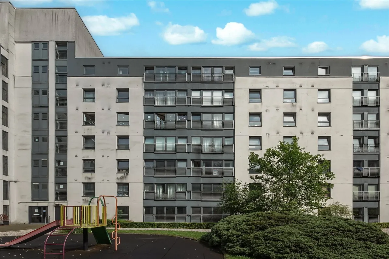 1 bed flat for sale, Wallace Street, Glasgow, G5