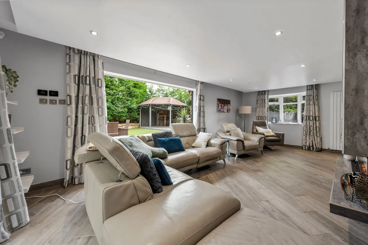 Bankhall Close, 7 Bankhall Close, Wigan, Hindley Green, WN2 4UA, photo 8