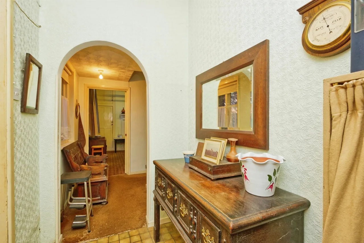 Blenheim Road, Minehead, TA24, photo 6