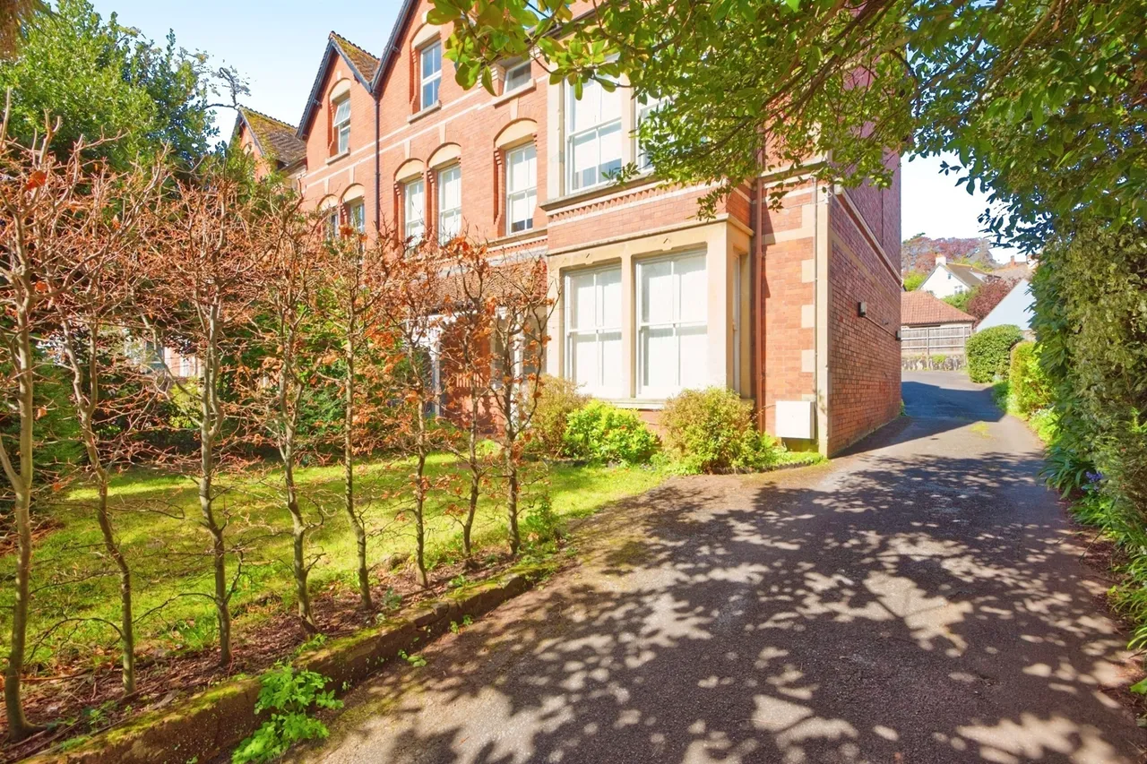 Blenheim Road, Minehead, TA24, photo 12