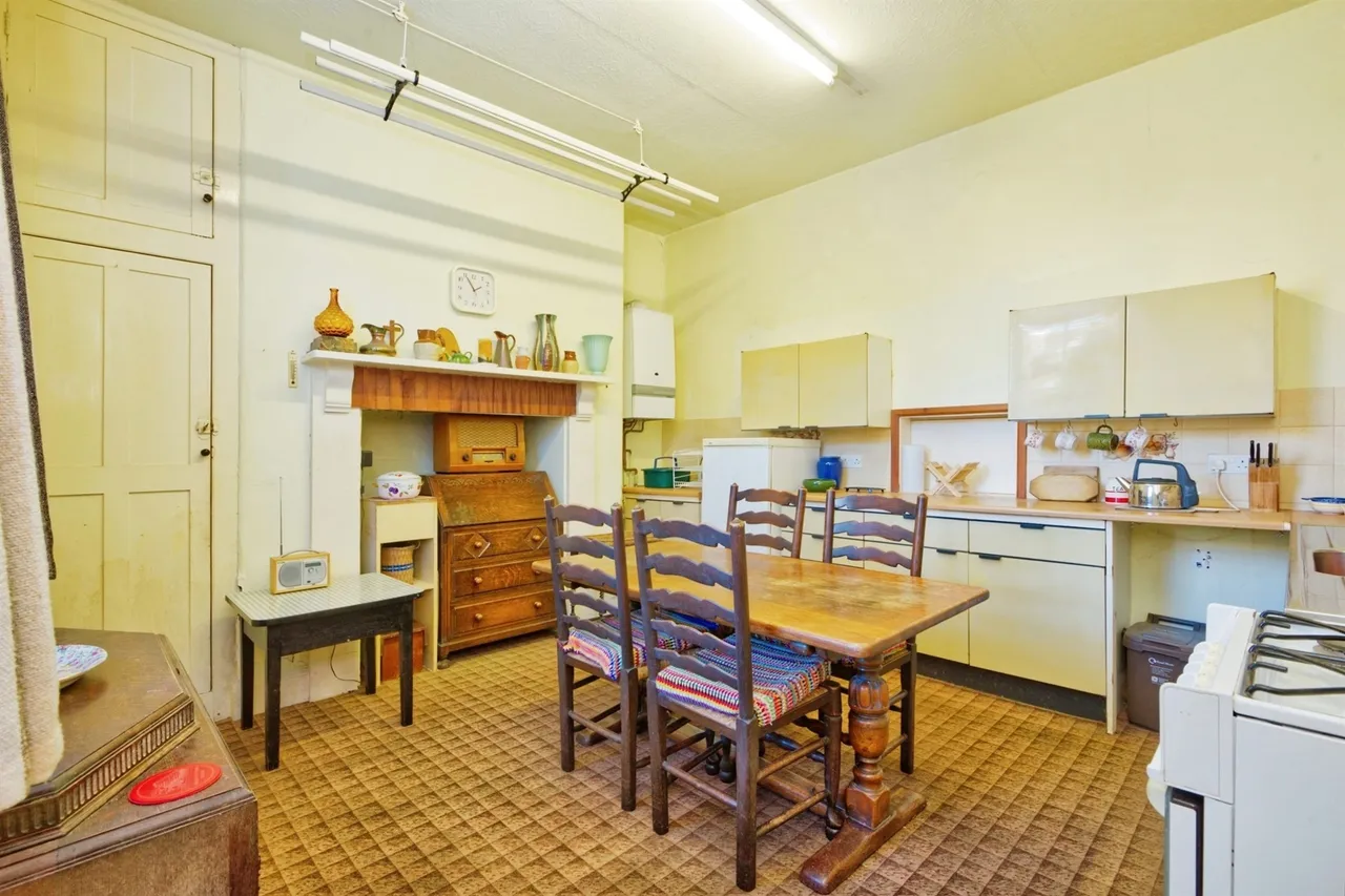 Blenheim Road, Minehead, TA24, photo 4
