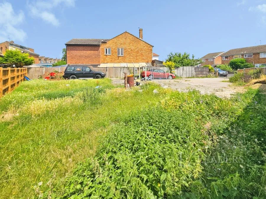 Lake Walk, Clacton-on-Sea, CO15, photo 3