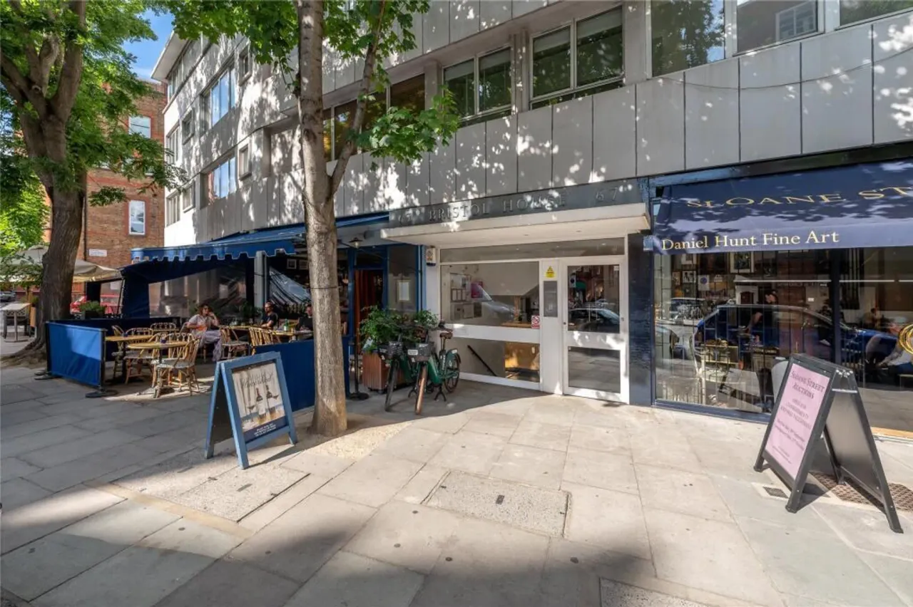 Lower Sloane Street, London, SW1W 8DD, photo 2