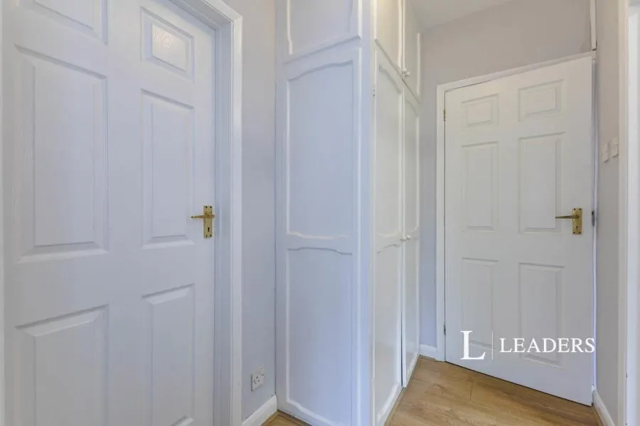 Heath Road, Weybridge, KT13, photo 8