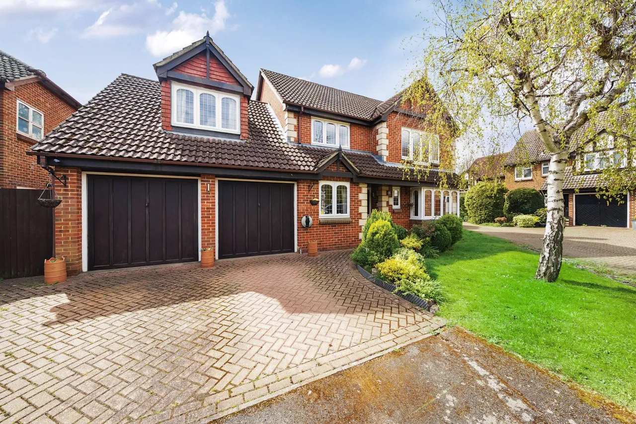 6 bed house for sale — Ferguson Close, BR2