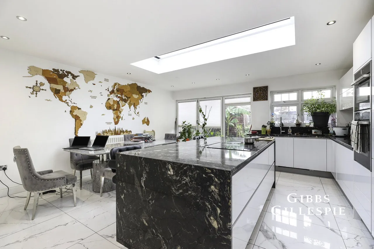 Tangmere Gardens, Northolt, UB5, photo 4