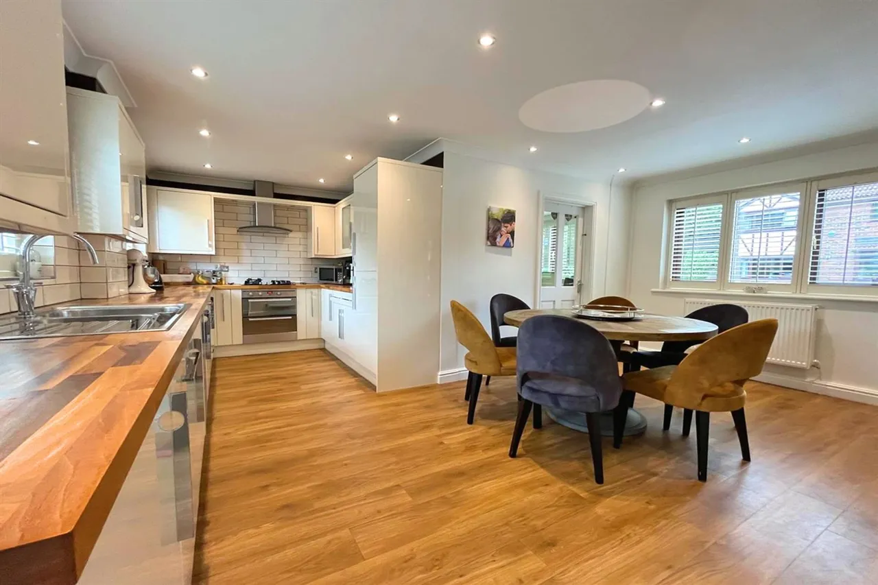 Poolcroft, Sale, photo 13