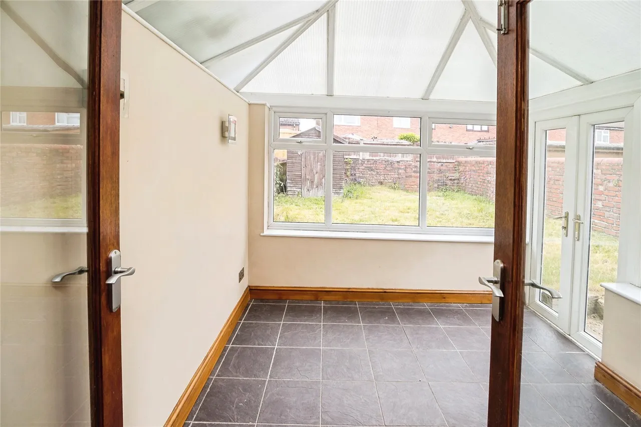 New Road, Wrexham, LL11, photo 8