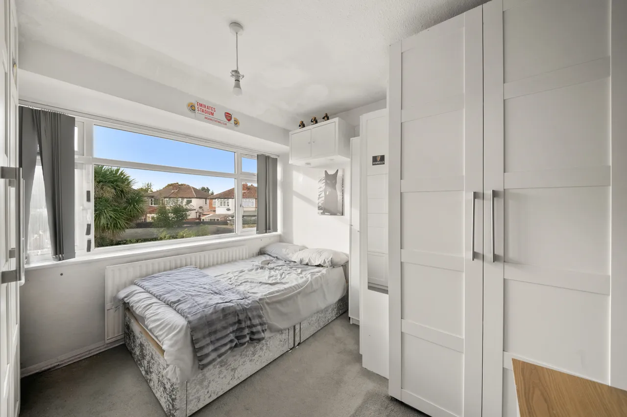 Fairholme Crescent, Hayes, UB4, photo 4
