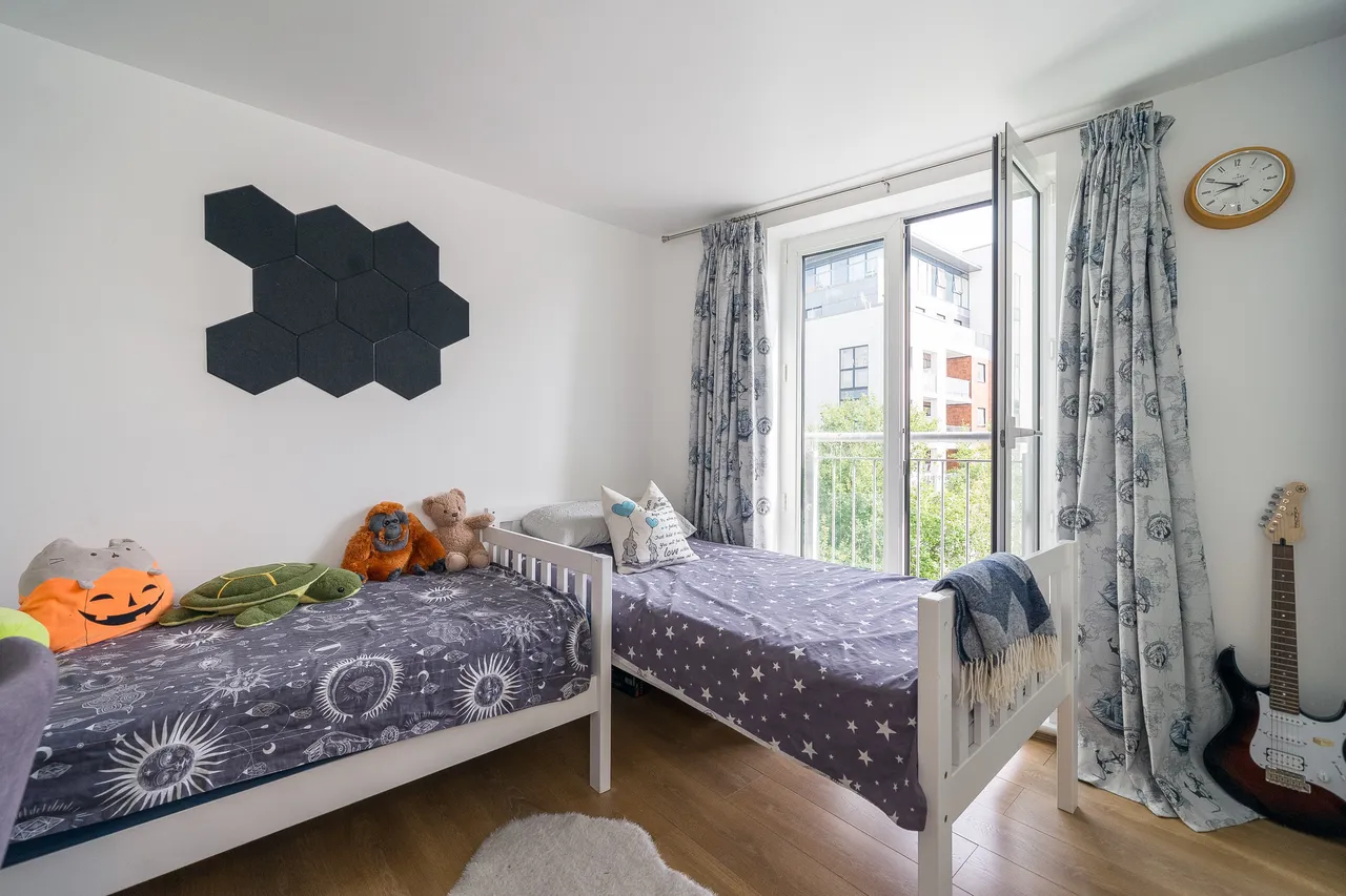 Holland Gardens, Brentford, TW8, photo 7