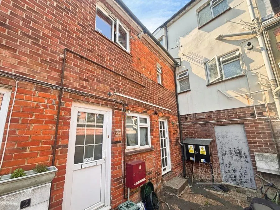 New Street, Newport, PO30, photo 9