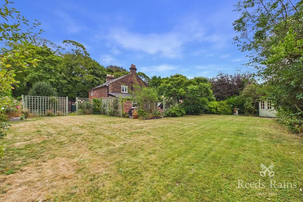 Warrington Road, Rainhill, Merseyside, L35, photo 4