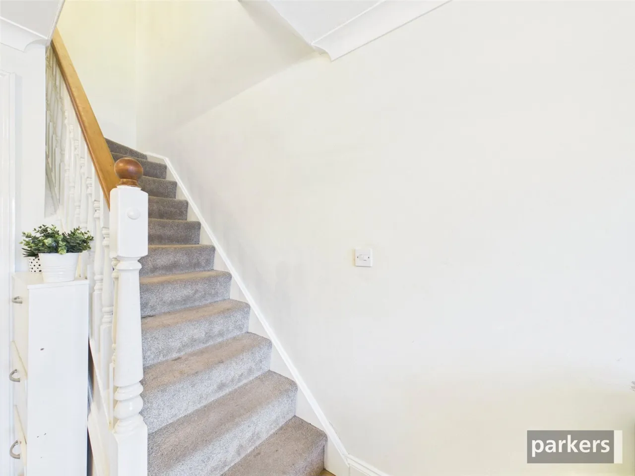 Maiden Place, Lower Earley, RG6, photo 9