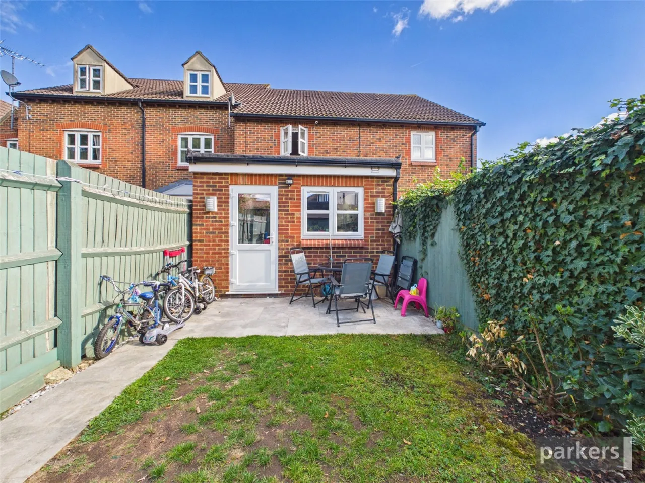 Maiden Place, Lower Earley, RG6, photo 17