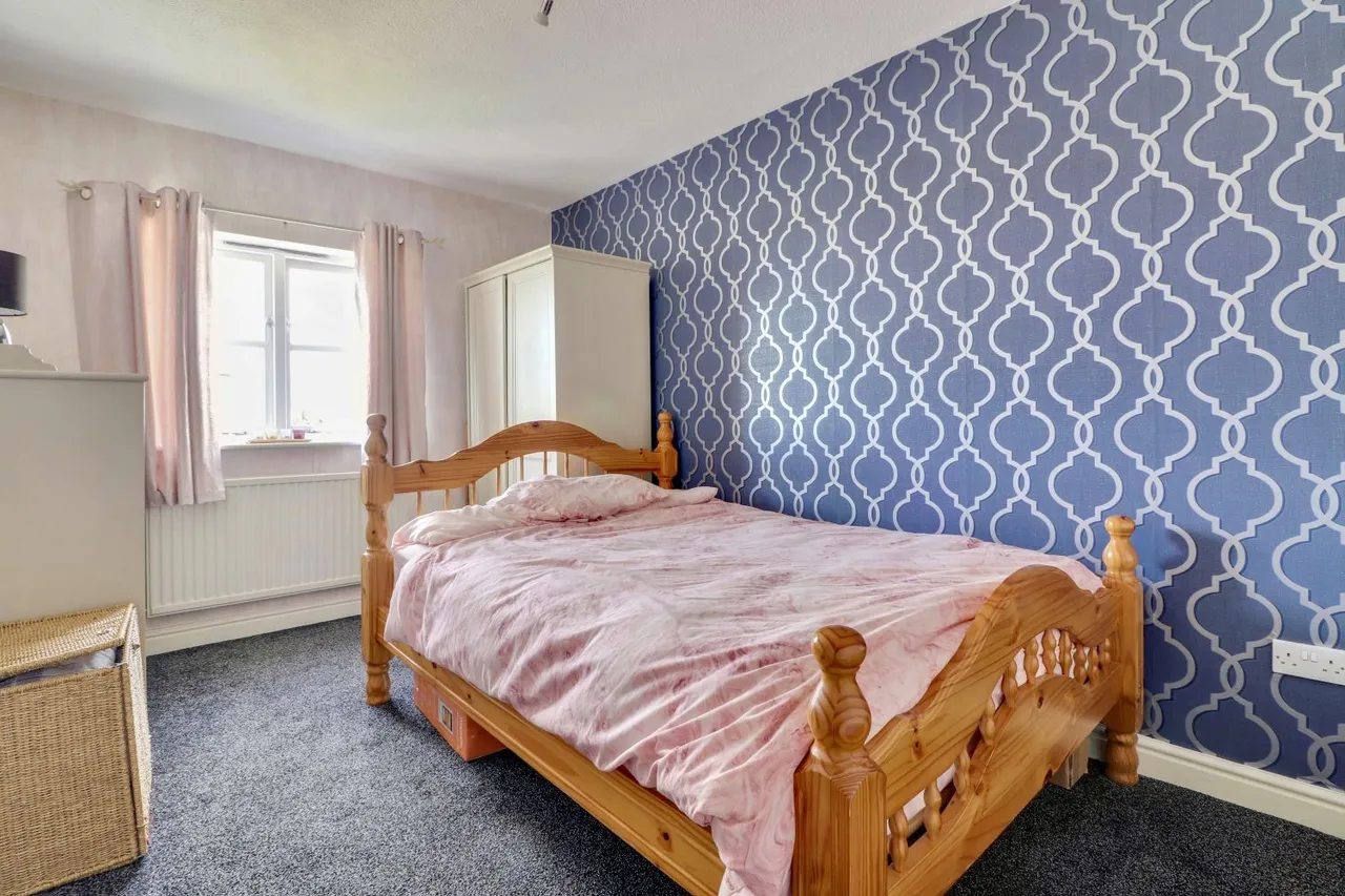 Hall Park Rise, Kippax, LS25, photo 26