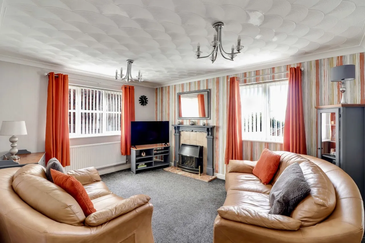 Hall Park Rise, Kippax, LS25, photo 5
