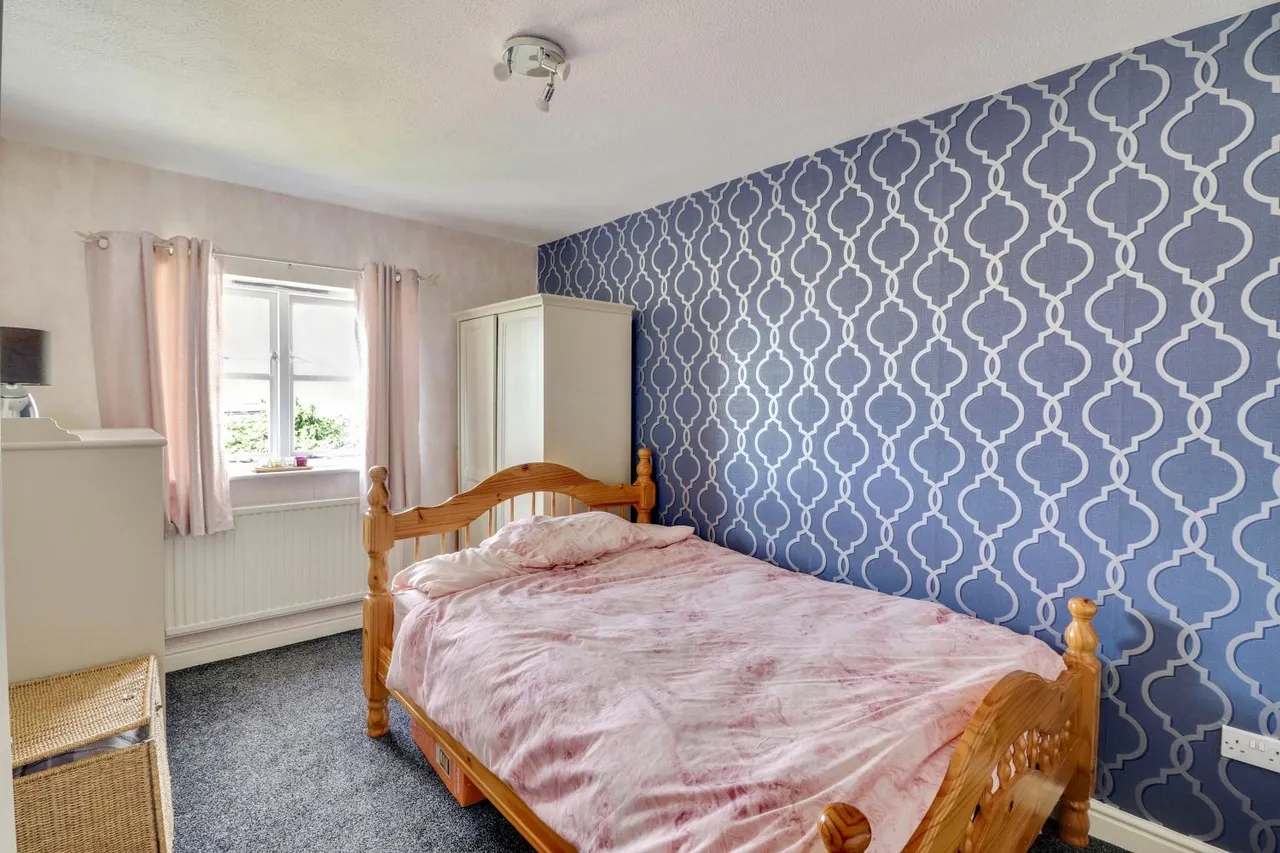 Hall Park Rise, Kippax, LS25, photo 27