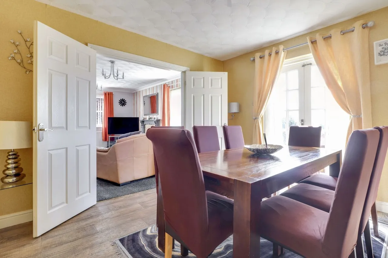 Hall Park Rise, Kippax, LS25, photo 7