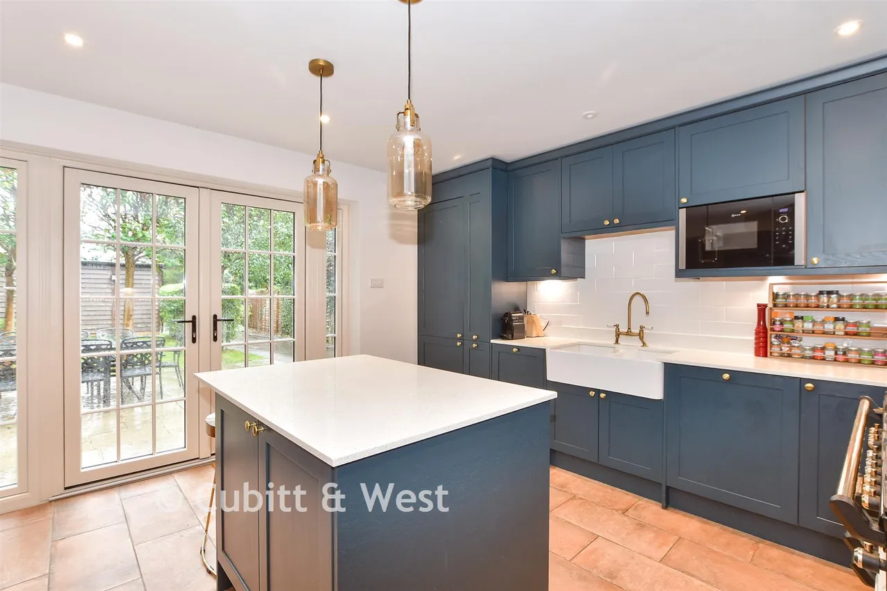 Haywards Heath Road, Balcombe, RH17, photo 6
