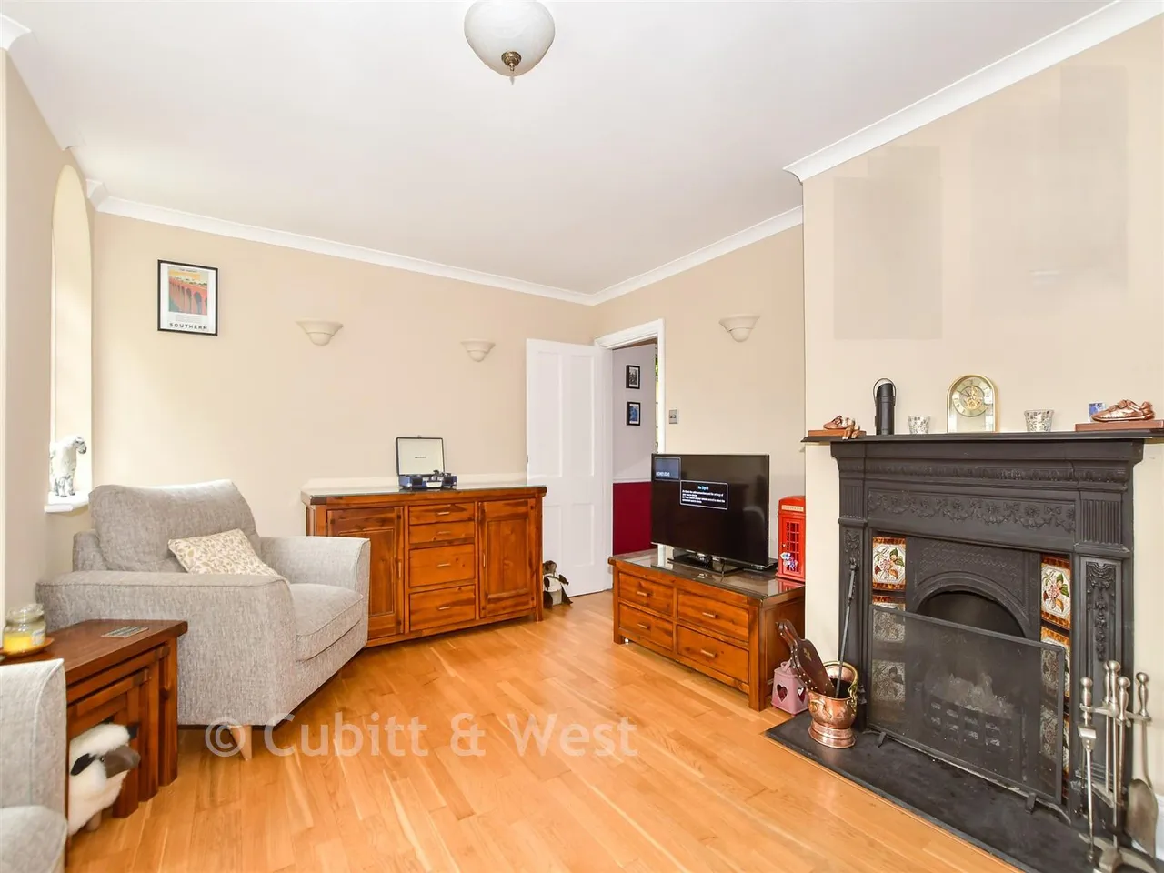 Haywards Heath Road, Balcombe, RH17, photo 4