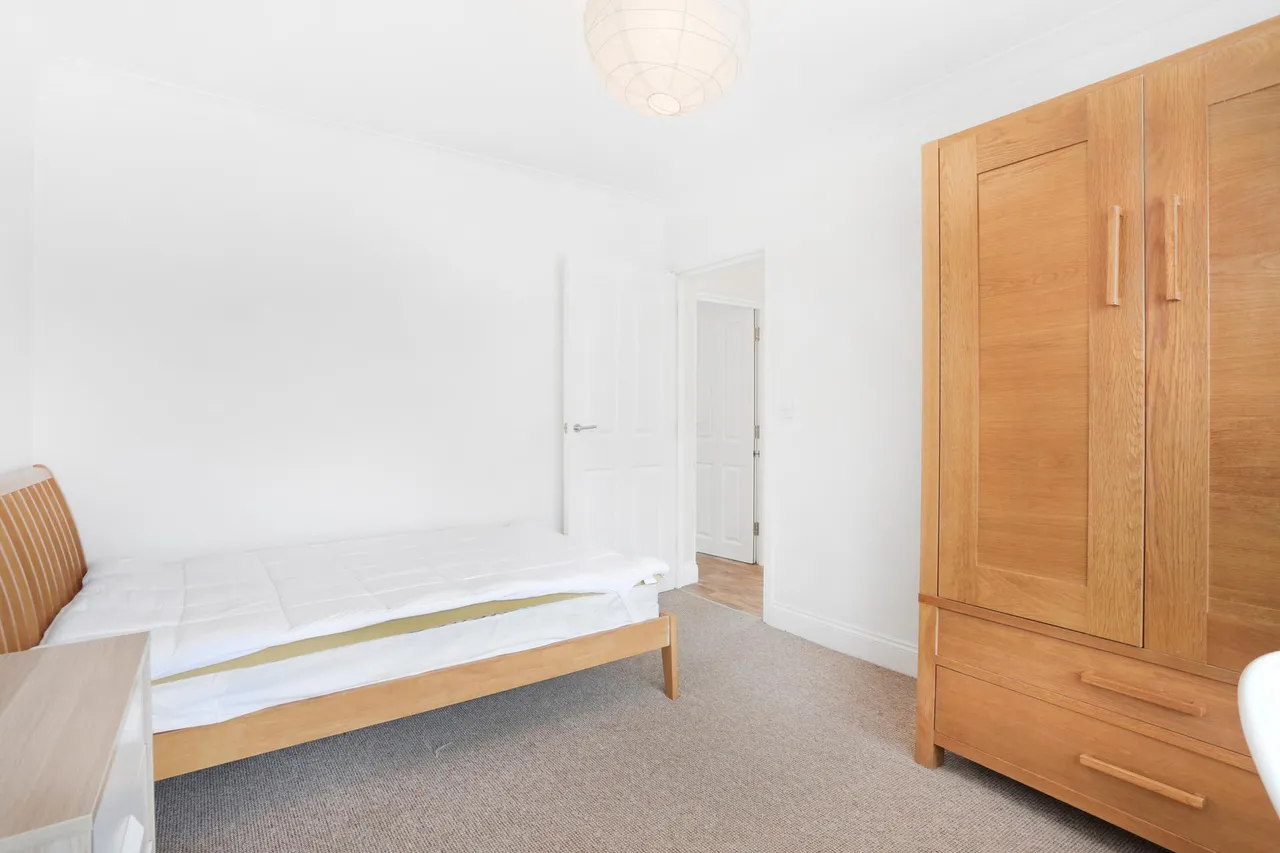 Weston Rd, Guildford, GU2, photo 9